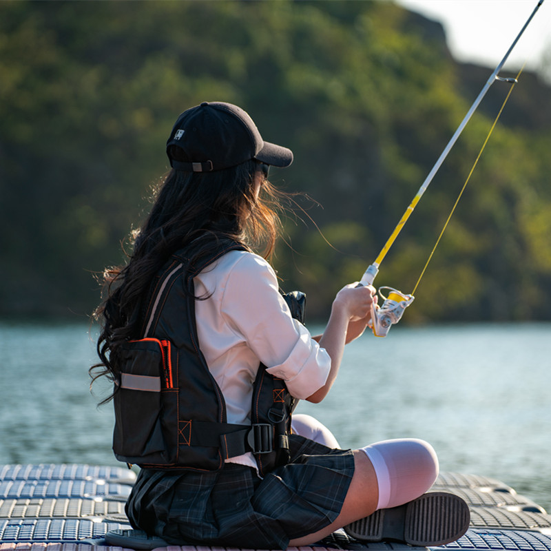 Giubbotto Salvagente per Pesca - Fishing Kit Compact recensione e prezzo